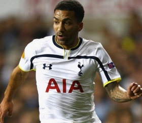 Stoke City close in on £6m deal for Aaron Lennon
