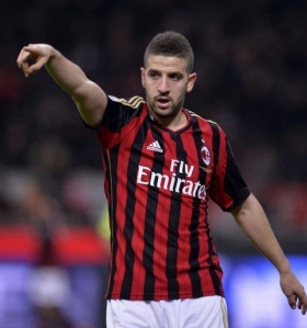 AC Milan make final bid of £3m for Adel Taarabt