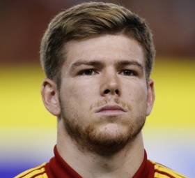 Liverpool agree fee for Alberto Moreno