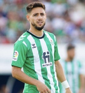 Aston Villa sign Alex Moreno from Real Betis