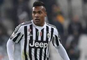 Chelsea plot move for Juventus left-back