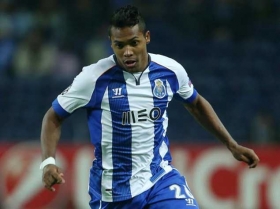 Juventus agree deal for Porto defender