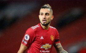 Manchester United defender out injured until September