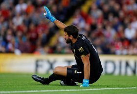 Liverpool receive big injury boost ahead of Man United clash