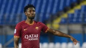 Arsenal looking into possible move for AS Roma midfielder