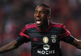 Man United to return for Benfica attacker