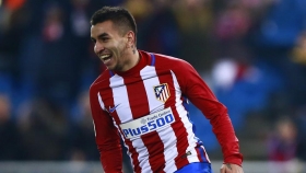 Inter Milan make bid for Angel Correa