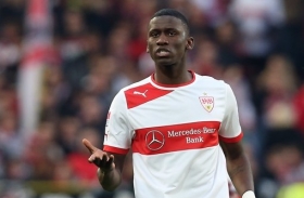 Stuttgart eager to keep Man Utd target