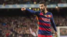 Arsenal favourites to sign Barcelona frontman