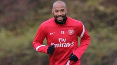 Arsenal include Henry in Champions League squad