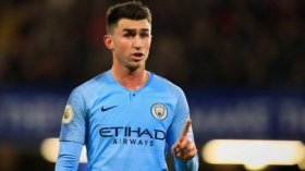 Manchester City defender to push for Barcelona transfer?