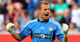 Arsenal open talks with Bundesliga goalkeeper