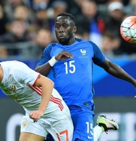 West Ham keen on Bacary Sagna