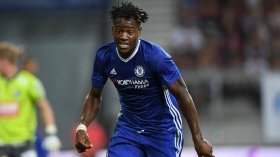 Michy Batshuayi dismisses Chelsea exit talk