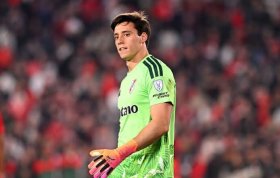 Man Utd eyeing deal for River Plate goalkeeper Man Utd eyeing deal for River Plate goalkeeper