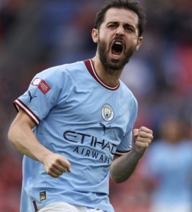 Guardiola wants Bernando Silva to stay at City