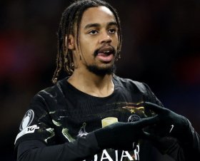 Liverpool to make offer for Bradley Barcola