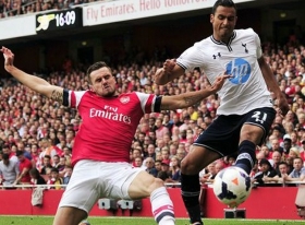 Sunderland want Tottenham winger Nacer Chadli on loan