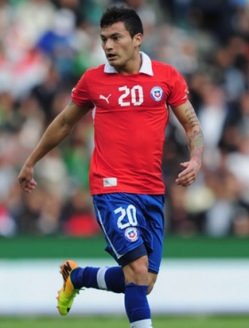 Chelsea head scout watching Charles Aranguiz