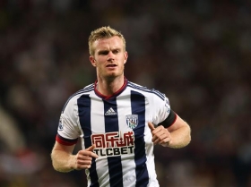 Chris Brunt earns West Brom extension