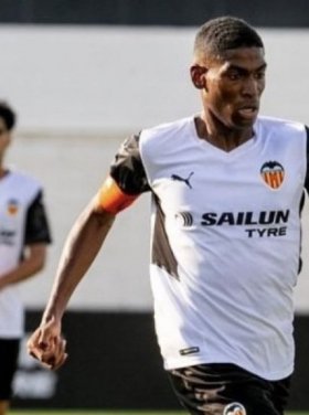 Tottenham scouting Cristhian Mosquera