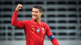 Chelsea favourites to sign Cristiano Ronaldo for free