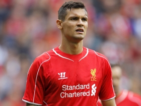 Liverpool defender signs new contract