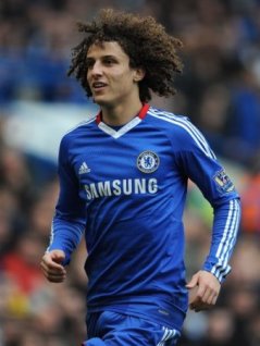 Barcelona prepare raid for Chelsea star David Luiz