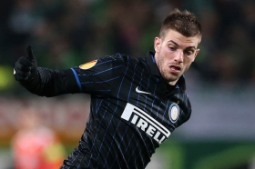 Davide Santon undergoing West Ham medical