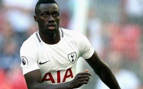 Tottenham Hotspur ready to sell central defender