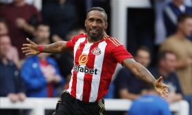 Bournemouth complete Defoe signing