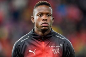 Manchester United have clear transfer stance on Denis Zakaria