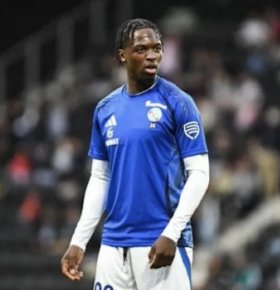 Leeds United and Nottingham Forest want Dilane Bakwa