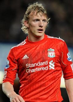 Liverpool hero Dirk Kuyt staying put