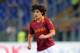 Tottenham eye January move for Roma full-back Dodo