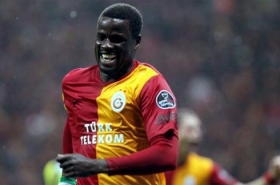 Emmanuel Eboue considering ISL move