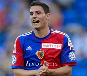 Arsenal to make £10m bid for Basel star?