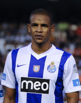 Manchester City prepare £14.5m bid for Porto star