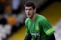 Celtic chase permanent Fraser Forster deal