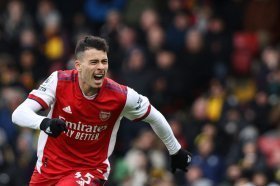 Mikel Arteta reacts after Gabriel Martinellis winner vs Leicester