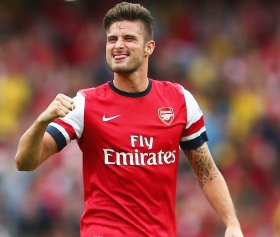 Olivier Giroud signs new deal at Arsenal