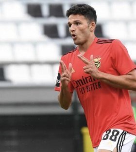 Arsenal to make move for Goncalo Ramos?