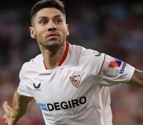 Gonzalo Montiel Nottingham Forest'a transfer oldu