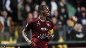 Chelsea to compete with Tottenham for Metz striker?