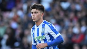 Man Utd defender suffers hamstring injury on loan