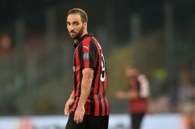 Maurizio Sarri confirms Gonzalo Higuain signing