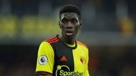 Ismaila Sarr heading for Leeds United