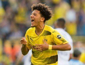 Jadon Sancho speaks on his admiration for two Chelsea legends