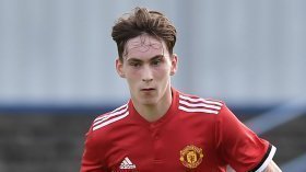 Man Utd agree to sell midfielder to Everton