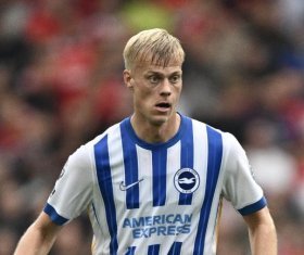 Chelsea to bid for Jan Paul van Hecke